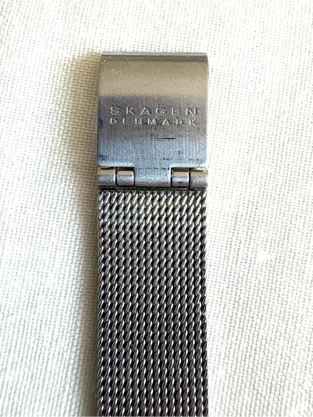 SKAGEN Stainless Steel Watch, Gold Tone Dot Hours and Hands and Mesh Strap